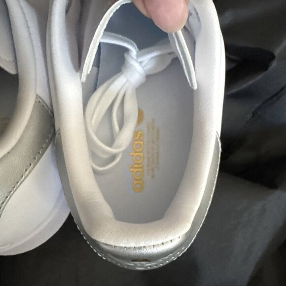 adidas Originals Stan Smith W White Silver Gold Women 9 Classic Shoe HQ4243 - Picture 5 of 10